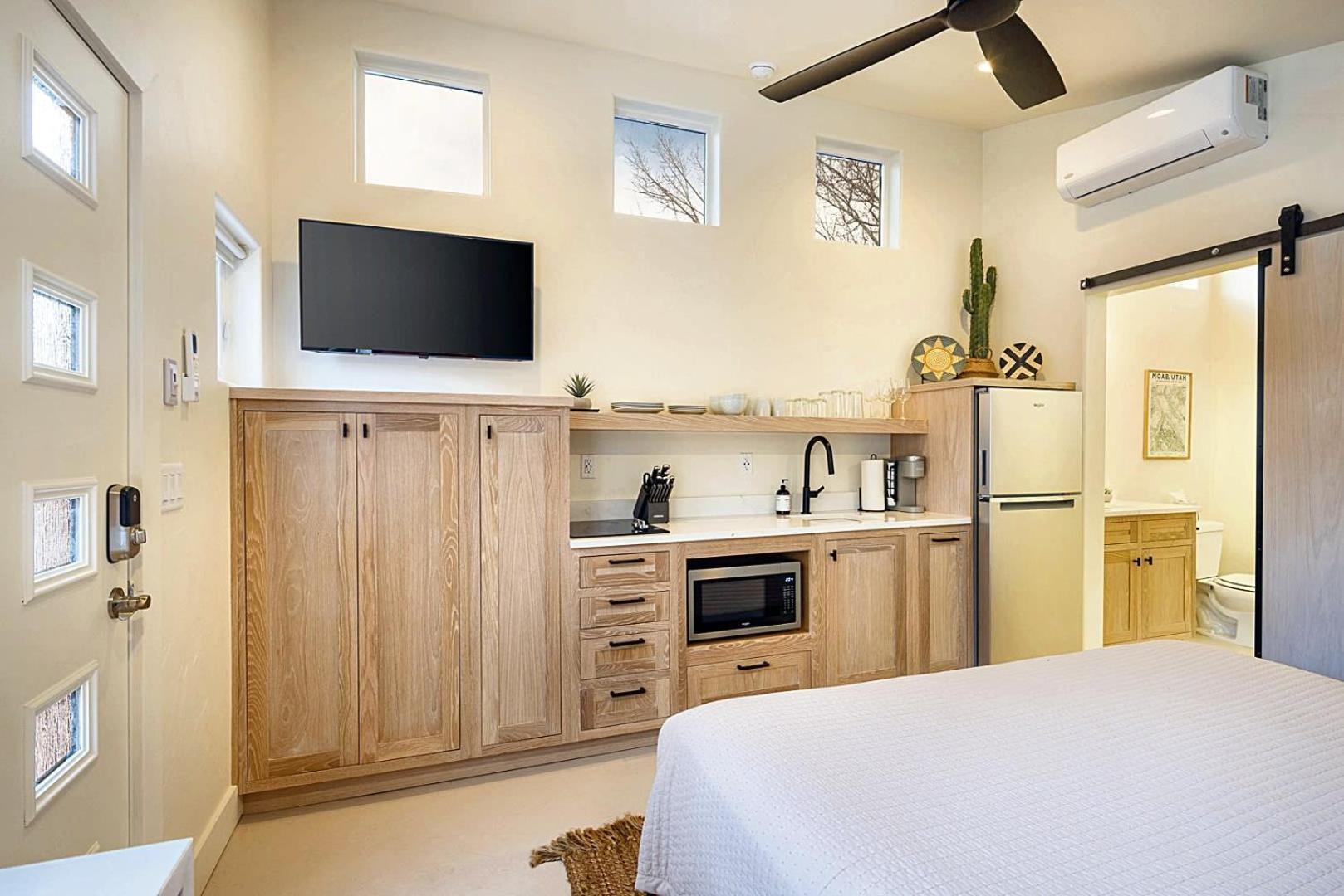 Downtown Kokopelli West 6 - Newly Remodeled Stylish Studio Moab Bagian luar foto